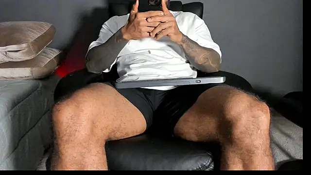 Brock hurn1 online show from November 2025 12:58:02 AM