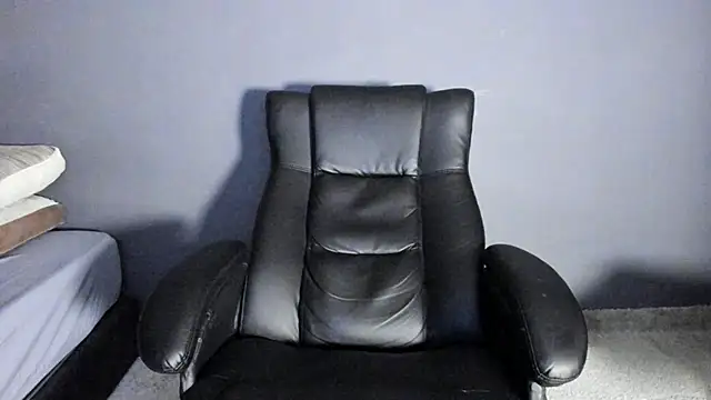 Brock hurn1 online show from November 2025 01:37:01 AM