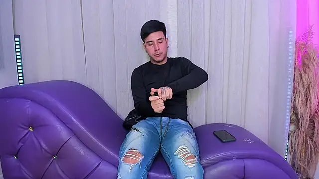 Yourslust  online show from February 2026 12:26:01 PM