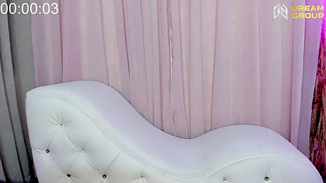 Snapshot of Yourslust_ chatting on May 2026 01:20:01 PM Yourslust online show from May 2026 01:20:01 PM