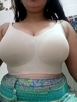 Snapshot of cute-mahek chatting on November 2025 11:03:01 AM cute-mahek online show from November 2025 11:03:01 AM