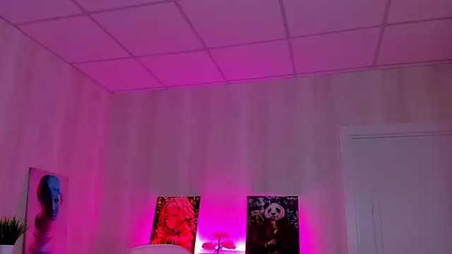 Snapshot of Doris_Scott chatting on November 2025 01:53:01 AM Doris Scott online show from November 2025 01:53:01 AM