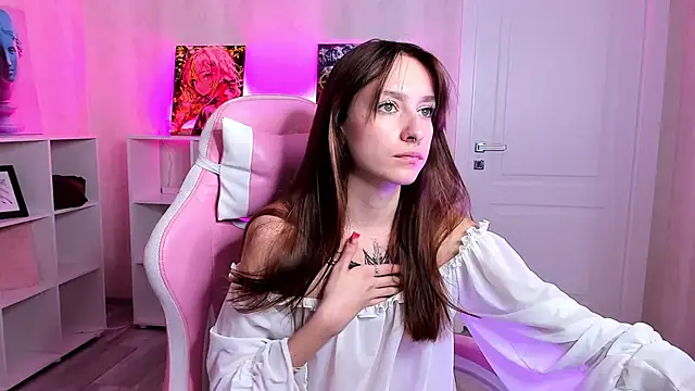 Snapshot of Doris_Scott chatting on November 2025 02:04:01 AM Doris Scott online show from November 2025 02:04:01 AM