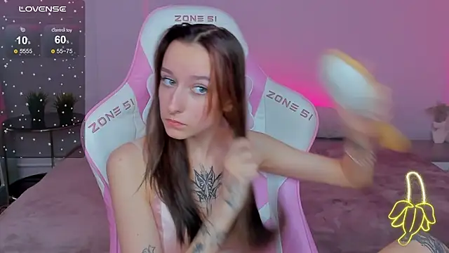 Snapshot of Doris_Scott chatting on March 2025 08:15:01 AM Doris Scott online show from March 2025 08:15:01 AM