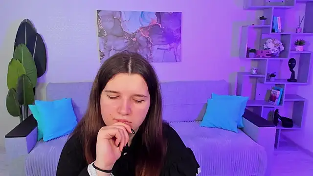 BonneyLove online show from November 2025 07:18:01 PM