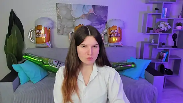 BonneyLove online show from September 2025 05:30:01 PM