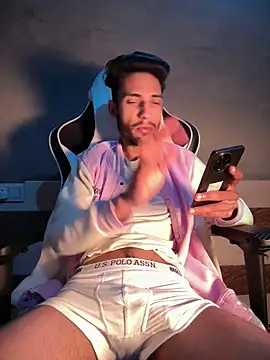 AjaxStar online show from February 2026 01:07:02 PM