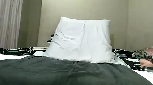WetwetPussy31 online show from March 2025 04:45:02 PM