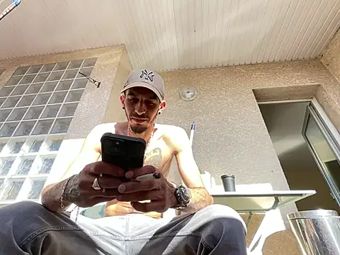 Rebeu313 online show from April 2026 03:47:01 PM