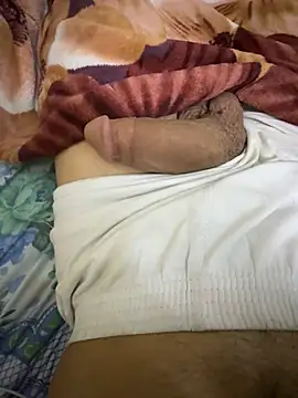 Snapshot of hamed-697 chatting on January 2025 01:40:01 PM hamed-697 online show from January 2025 01:40:01 PM