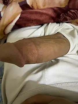 Snapshot of hamed-697 chatting on January 2025 10:44:01 PM hamed-697 online show from January 2025 10:44:01 PM