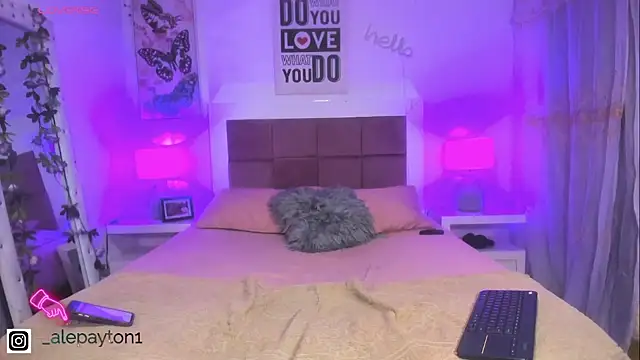 Alexa paytom1 online show from February 2026 11:48:01 PM