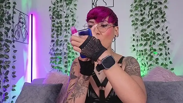 MiaMorgan  online show from April 2026 02:41:02 PM