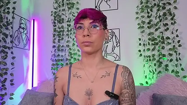 MiaMorgan  online show from April 2026 02:42:01 PM