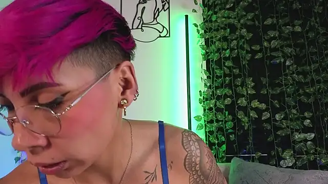 MiaMorgan  online show from February 2026 02:52:02 PM