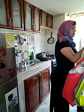 NAJWA-ARAB online show from November 2025 04:22:01 PM