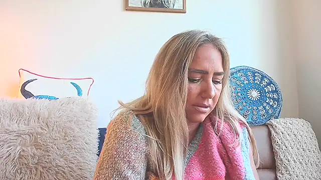 sunshinekisses online show from October 2025 06:08:02 PM