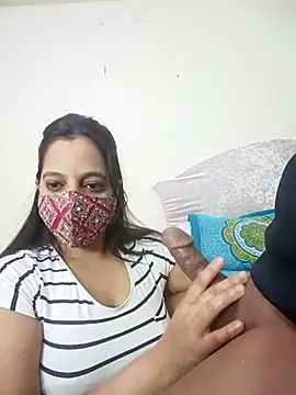 Taniya07 online show from November 2025 05:46:02 PM