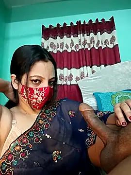 Taniya07 online show from April 2026 05:52:02 PM