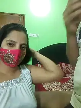 Snapshot of Taniya07 chatting on February 2025 01:21:02 PM Taniya07 online show from February 2025 01:21:02 PM