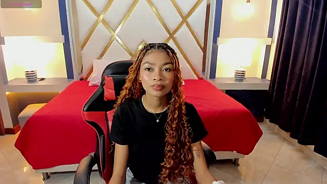 Perla prg online show from November 2025 05:29:02 PM