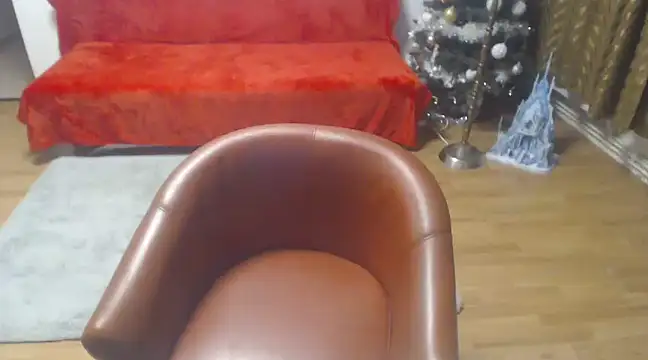 Snapshot of AngelAndDevil92 chatting on January 2025 05:49:02 PM AngelAndDevil92 online show from January 2025 05:49:02 PM