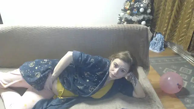 Snapshot of AngelAndDevil92 chatting on December 2024 03:09:02 PM AngelAndDevil92 online show from December 2024 03:09:02 PM