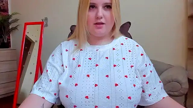 Doliss online show from November 2025 07:01:02 AM