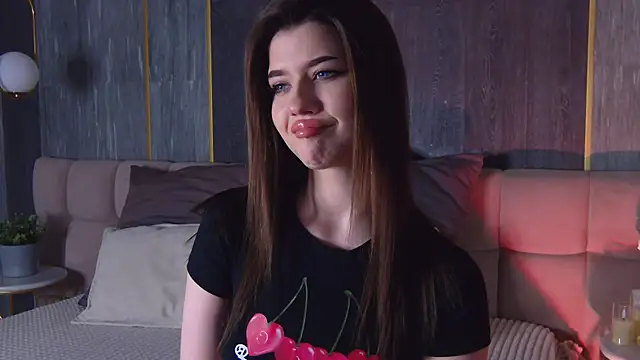 Sara Lewiis online show from April 2026 04:14:02 PM