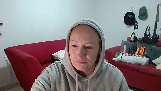 Snapshot of emperabigbootybigass chatting on February 2026 12:18:01 PM emperabigbootybigass online show from February 2026 12:18:01 PM