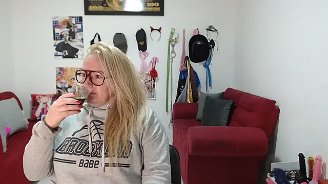 Snapshot of emperabigbootybigass chatting on October 2025 12:18:01 PM emperabigbootybigass online show from October 2025 12:18:01 PM
