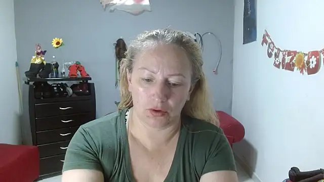 Snapshot of emperabigbootybigass chatting on March 2025 09:58:02 PM emperabigbootybigass online show from March 2025 09:58:02 PM