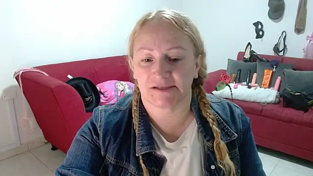 Snapshot of emperabigbootybigass chatting on February 2026 12:16:01 PM emperabigbootybigass online show from February 2026 12:16:01 PM