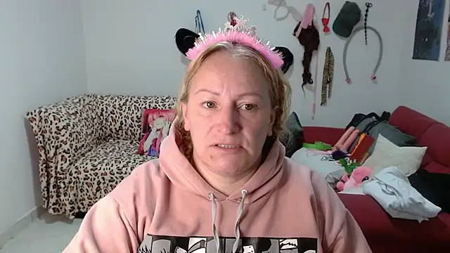 Snapshot of emperabigbootybigass chatting on March 2026 12:31:02 PM emperabigbootybigass online show from March 2026 12:31:02 PM