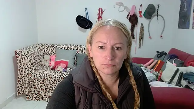 Snapshot of emperabigbootybigass chatting on March 2026 12:41:02 PM emperabigbootybigass online show from March 2026 12:41:02 PM