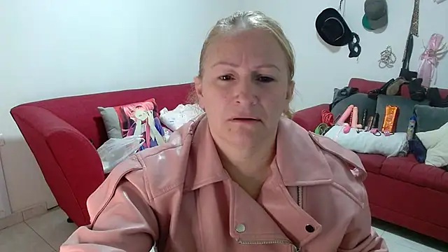 Snapshot of emperabigbootybigass chatting on February 2026 12:16:01 PM emperabigbootybigass online show from February 2026 12:16:01 PM