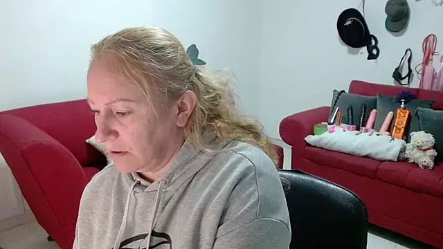 Snapshot of emperabigbootybigass chatting on February 2026 12:14:01 PM emperabigbootybigass online show from February 2026 12:14:01 PM