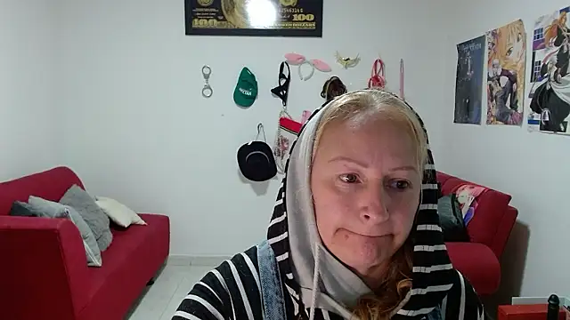 Snapshot of emperabigbootybigass chatting on January 2026 12:12:01 PM emperabigbootybigass online show from January 2026 12:12:01 PM