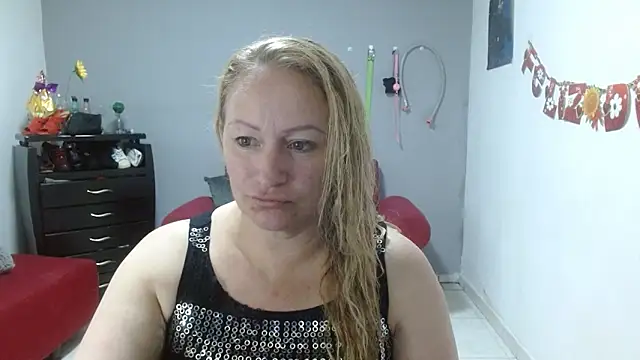 Snapshot of emperabigbootybigass chatting on March 2025 06:35:02 PM emperabigbootybigass online show from March 2025 06:35:02 PM