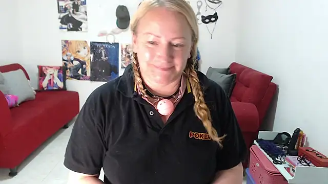Snapshot of emperabigbootybigass chatting on October 2025 12:23:02 AM emperabigbootybigass online show from October 2025 12:23:02 AM