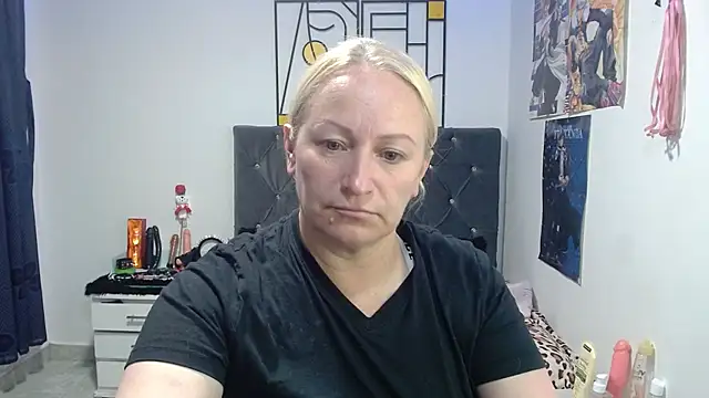 Snapshot of emperabigbootybigass chatting on May 2026 12:34:01 PM emperabigbootybigass online show from May 2026 12:34:01 PM