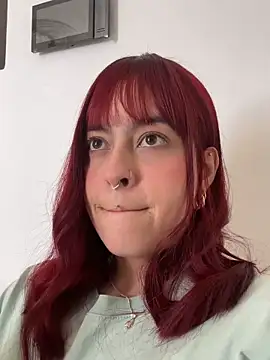 Snapshot of mia_bonneett chatting on February 2026 08:05:02 PM mia bonneett online show from February 2026 08:05:02 PM