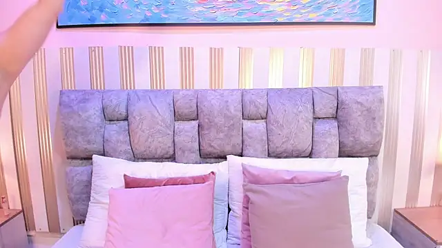 Snapshot of nova_lane chatting on November 2025 07:40:02 PM nova lane online show from November 2025 07:40:02 PM