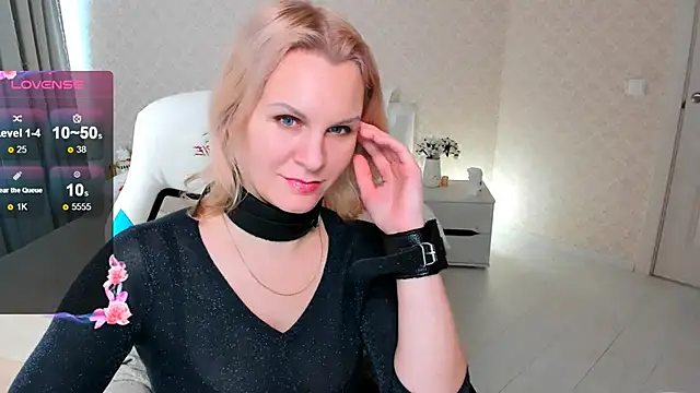 Louisa Bay online show from February 2025 11:05:02 AM