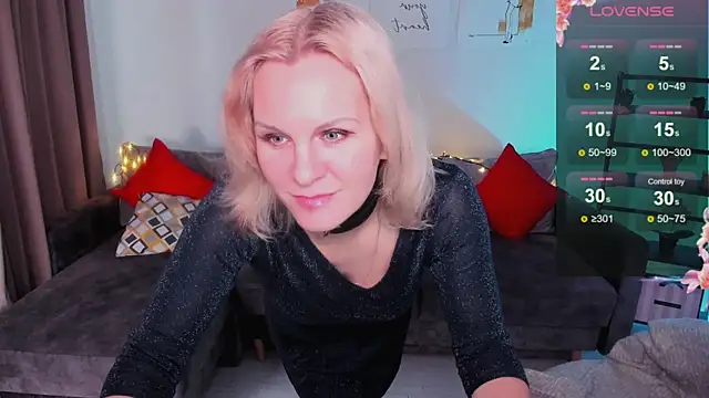 Louisa Bay online show from February 2025 02:05:01 PM