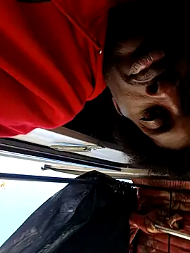 Snapshot of DevinToore chatting on October 2025 08:08:02 PM DevinToore online show from October 2025 08:08:02 PM