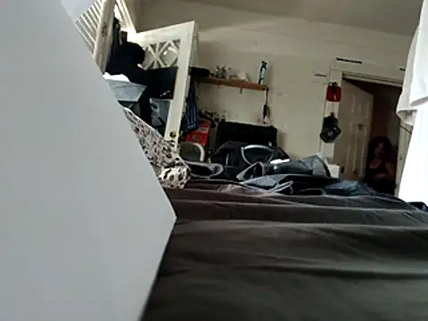 Snapshot of DevinToore chatting on October 2025 06:30:02 PM DevinToore online show from October 2025 06:30:02 PM