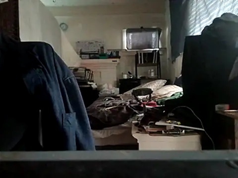 Snapshot of DevinToore chatting on November 2025 03:37:01 PM DevinToore online show from November 2025 03:37:01 PM