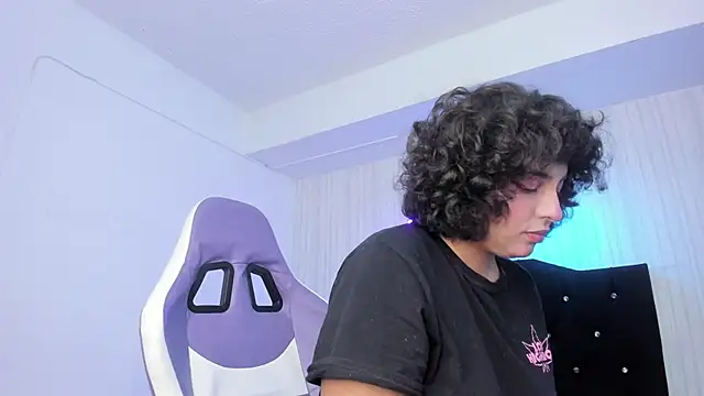 miku katsuragi online show from February 2026 02:23:02 AM