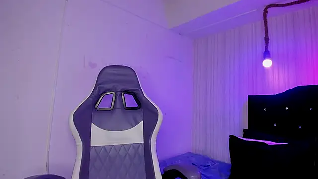 miku katsuragi online show from November 2025 03:54:01 AM